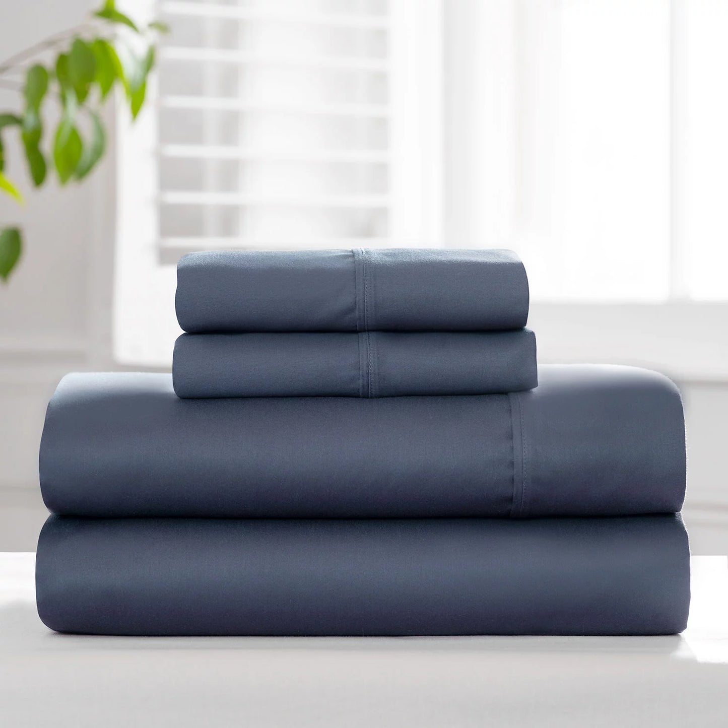 Member's Mark 450-Thread-Count Solid Sheet Set (Assorted Colors and Sizes)